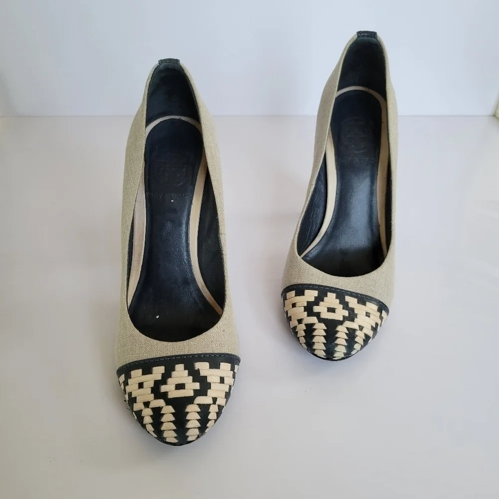 Tory Burch Woven Leather and Canvas Round Toe Pump